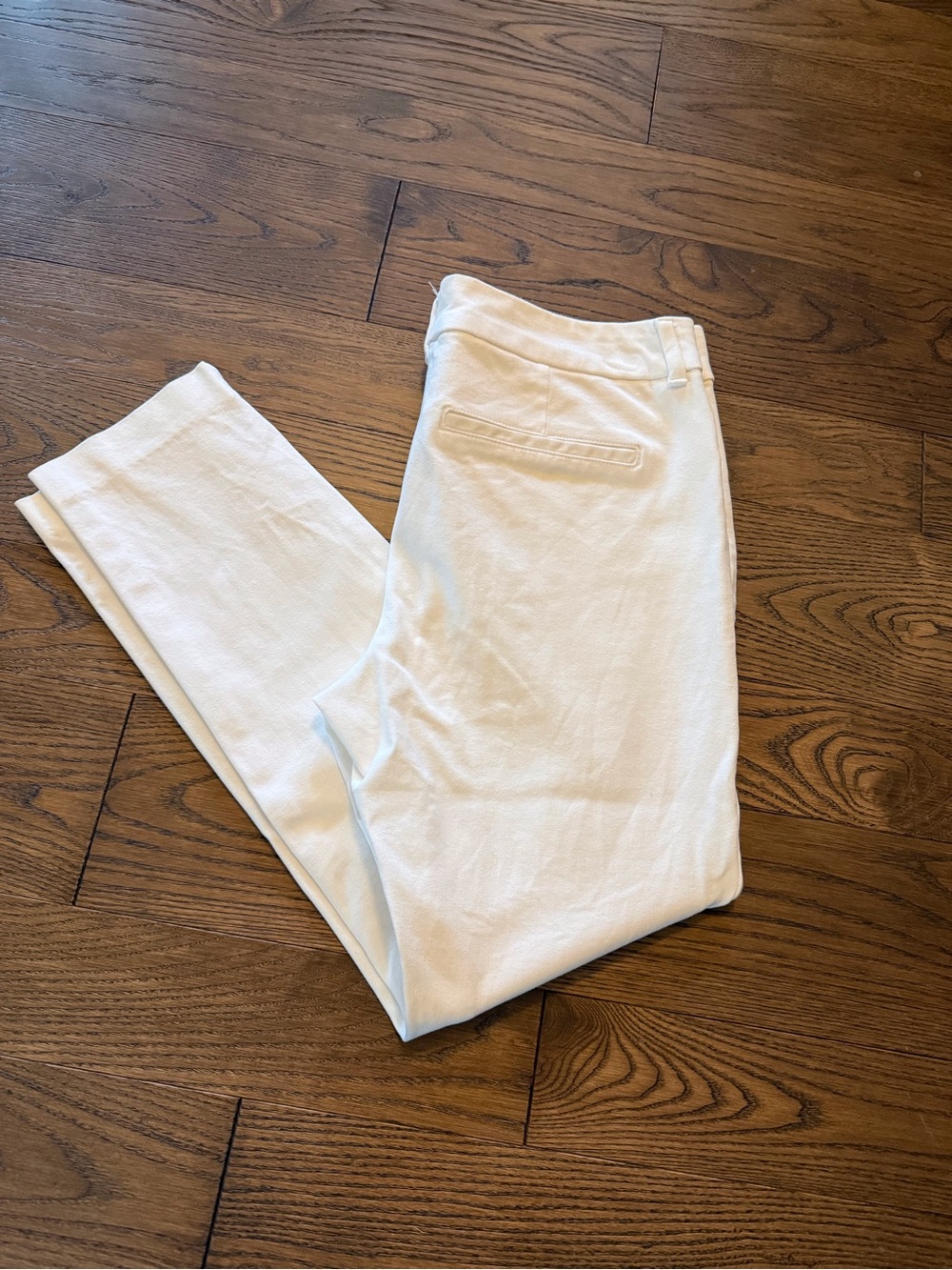 Old Navy White Pixie Ankle Pants
